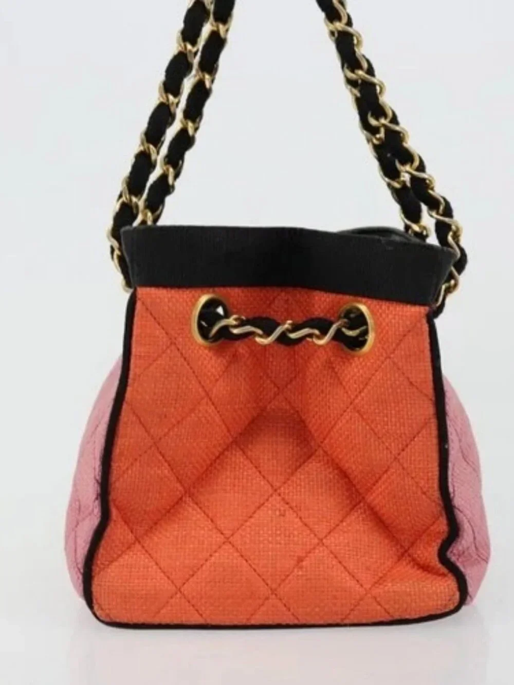 CHANEL brand	chanel color	multicolor